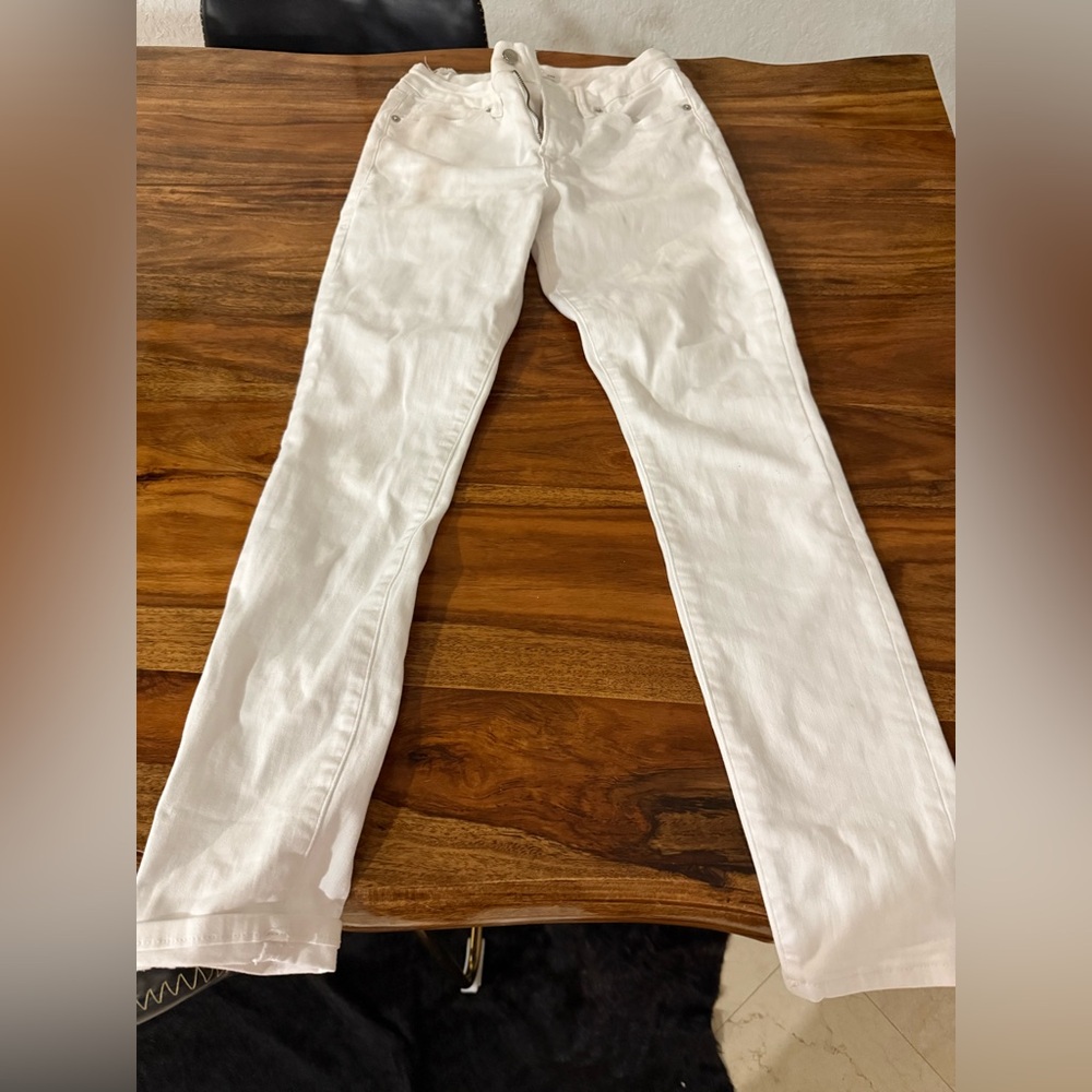 Good American Classic White Denim
